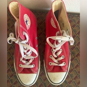 Converse Chuck Taylor All Star High-Tops Red Women’s 8 Men’s 6 EUR 394